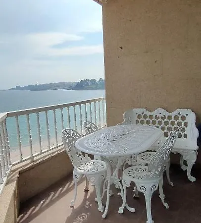Piso En Primera Linea De La Playa De Silgar Apartman